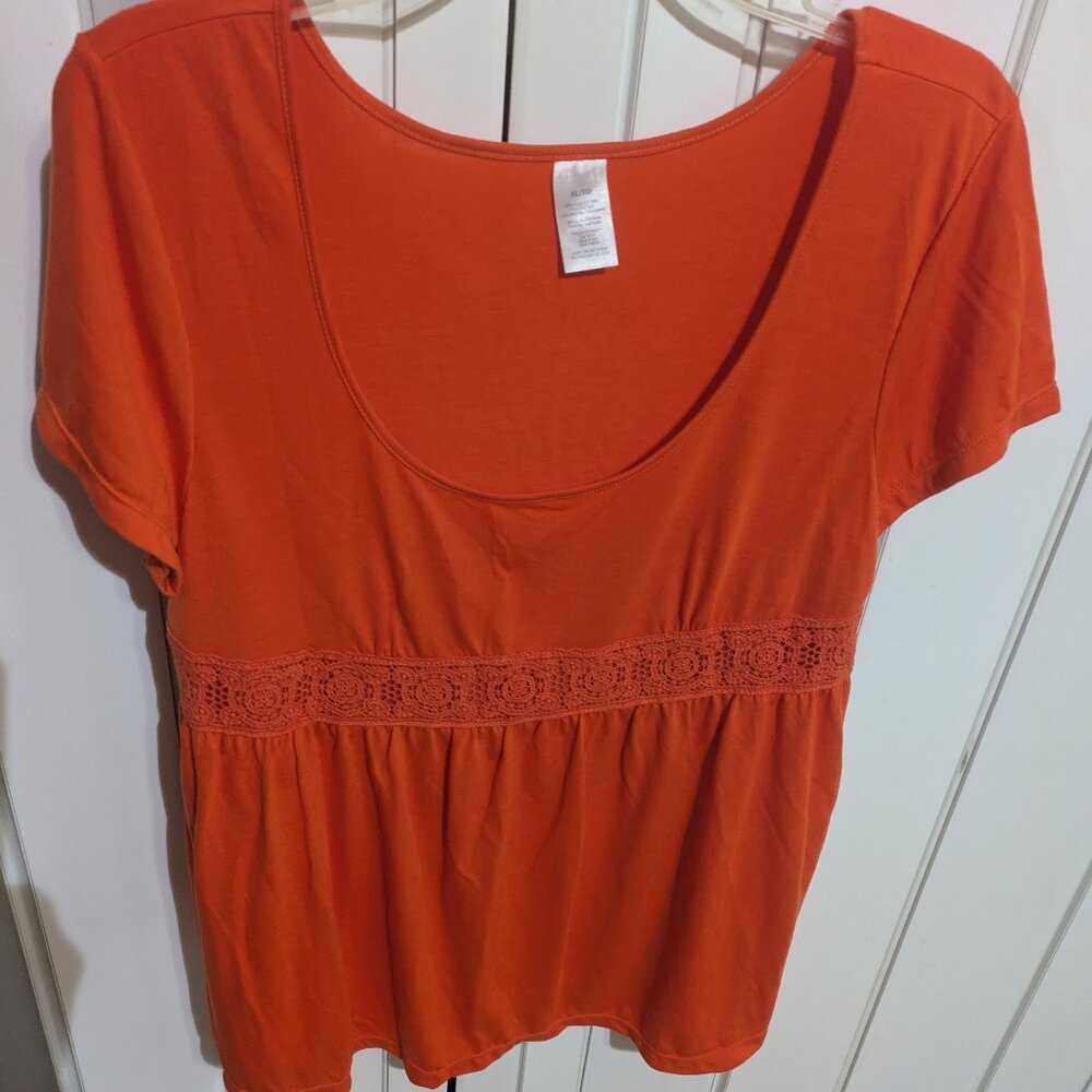 ~NWOT Pretty Orange blouse
